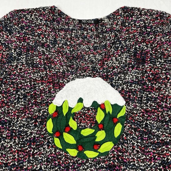 Nic+Zoe Holiday Wreath V-Neck 3/4 Sleeve Asymmetrical Hem Pullover Sweater Large - Picture 2 of 9
